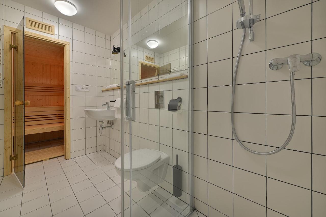 Element Lakeside Apartments リプノ・ナト・ヴルタヴォウ エクステリア 写真