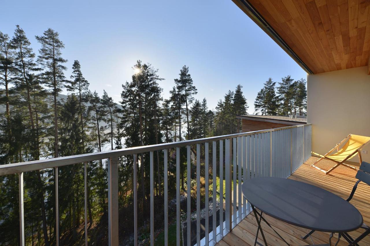 Element Lakeside Apartments リプノ・ナト・ヴルタヴォウ エクステリア 写真