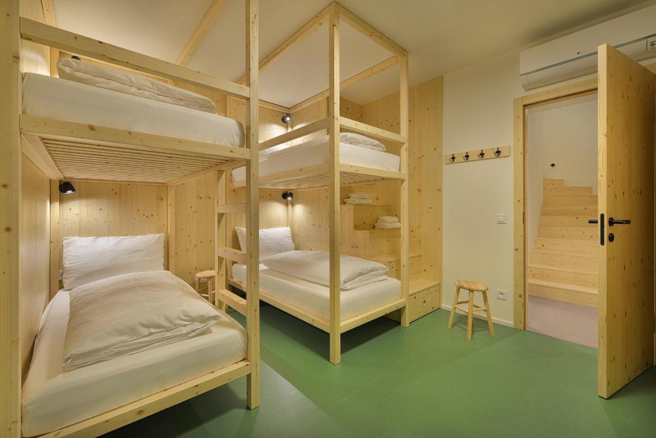 Element Lakeside Apartments リプノ・ナト・ヴルタヴォウ エクステリア 写真