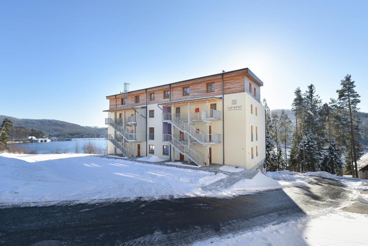 Element Lakeside Apartments リプノ・ナト・ヴルタヴォウ エクステリア 写真